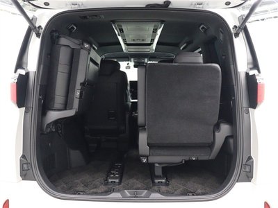 TOYOTA ALPHARD - 10