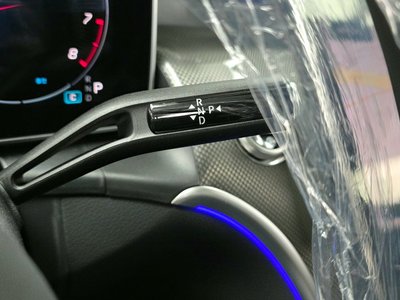 MERCEDES-BENZ GLC - 9