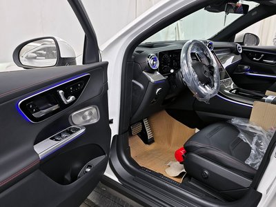 MERCEDES-BENZ GLC - 10