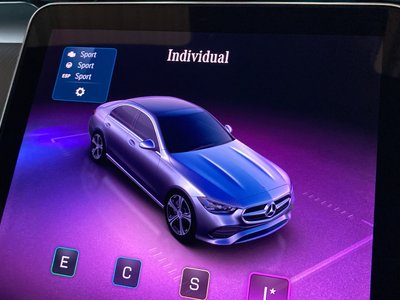 صورة مصغرة 36 لـ 2025 MERCEDES-BENZ C-CLASS