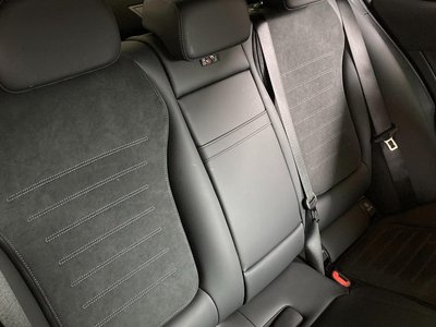 صورة مصغرة 21 لـ 2025 MERCEDES-BENZ C-CLASS