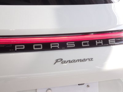 PORSCHE PANAMERA - 7