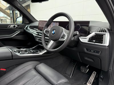 BMW X7 - 7