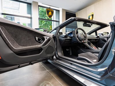 صورة مصغرة 23 لـ 2021 Lamborghini HURACAN SPYDER