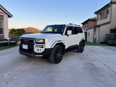 TOYOTA LAND CRUISER 250 - 1