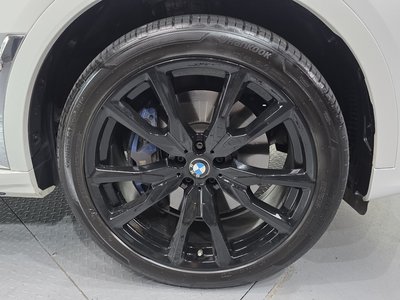 صورة 8 لـ 2021 BMW X7