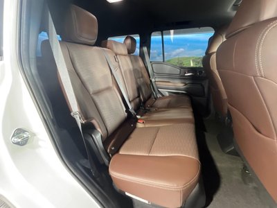 TOYOTA LAND CRUISER 250 - 10