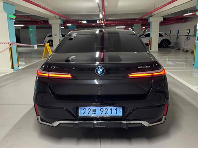 BMW I7 - 6