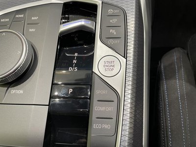 2025 BMW 3 SERIES 缩略图 84