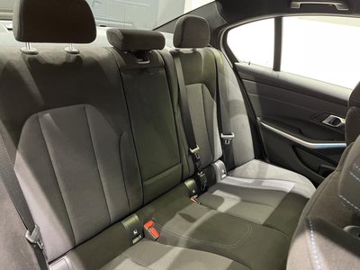 2025 BMW 3 SERIES 缩略图 24