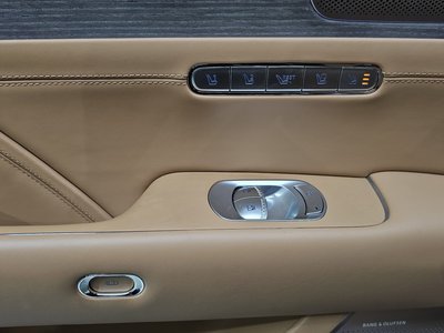 صورة مصغرة 36 لـ 2022 Genesis G90 (RS4)