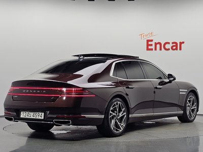 صورة 3 لـ 2022 Genesis G90 (RS4)