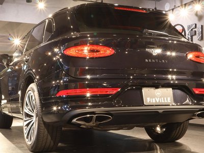 BENTLEY BENTAYGA - 9