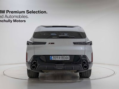 2025 BMW XM 照片 2