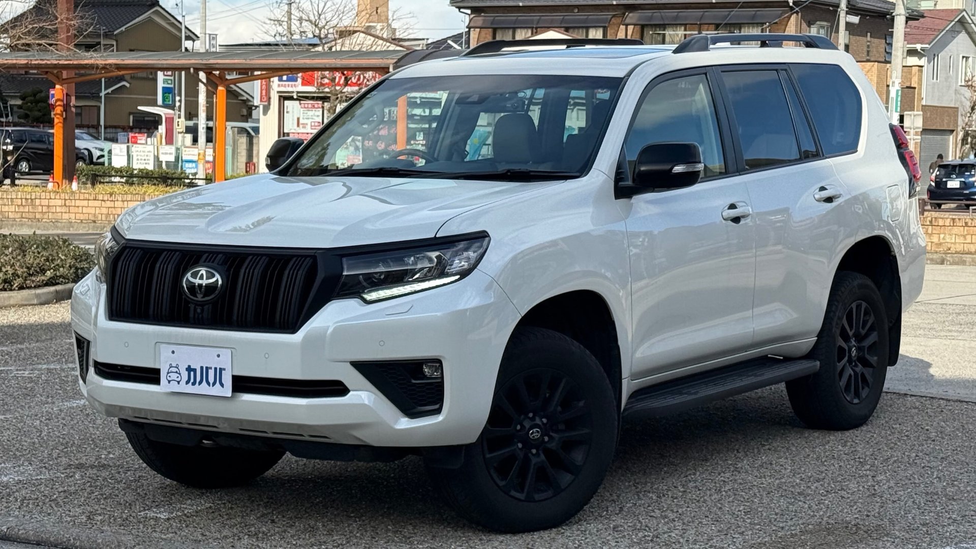 TOYOTA LAND CRUISER PRADO - View 1