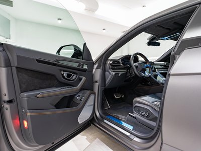 صورة مصغرة 13 لـ 2023 Lamborghini URUS