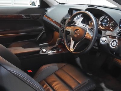 MERCEDES-BENZ E-CLASS - 9