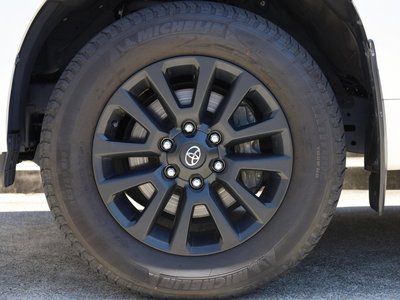 TOYOTA LAND CRUISER PRADO - 5