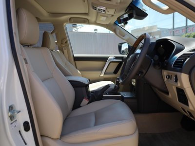 TOYOTA LAND CRUISER PRADO - 7