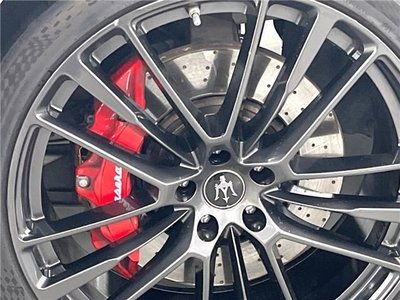 MASERATI LEVANTE - 8