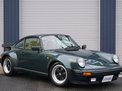 PORSCHE 911 - 1