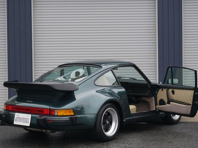 PORSCHE 911 - 10