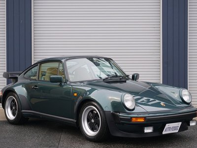PORSCHE 911 - 7