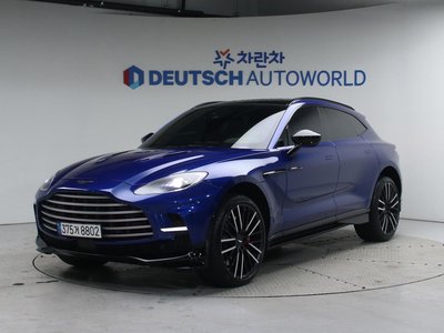 ASTON MARTIN DBX - 1