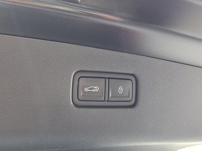 صورة مصغرة 30 لـ 2022 Genesis ELECTRIFIED GV70