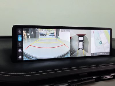 صورة مصغرة 21 لـ 2022 Genesis ELECTRIFIED GV70