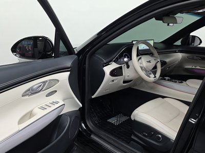 صورة مصغرة 13 لـ 2022 Genesis ELECTRIFIED GV70