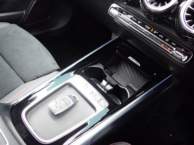 صورة مصغرة 23 لـ 2025 Mercedes-BENZ GLB