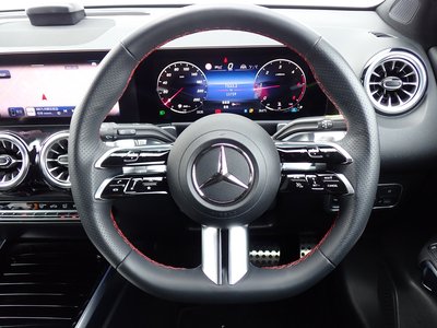 صورة مصغرة 14 لـ 2025 Mercedes-BENZ GLB
