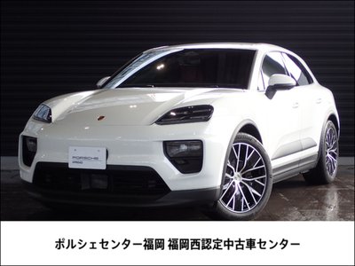PORSCHE MACAN - 1