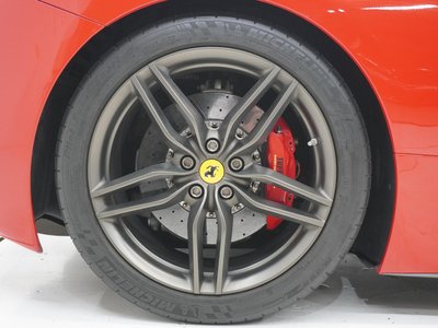 2014 FERRARI 458 SPIDER thumbnail 18