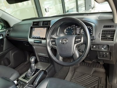 TOYOTA LAND CRUISER PRADO - 6