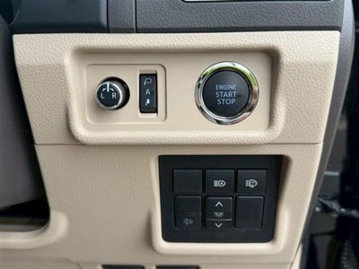 2023 Toyota LAND CRUISER PRADO — миниатюра 27
