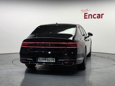 صورة 3 لـ 2022 Genesis G90 (RS4)
