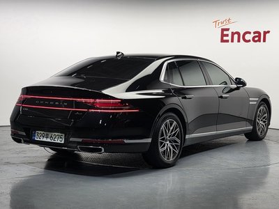صورة 4 لـ 2022 Genesis G90 (RS4)