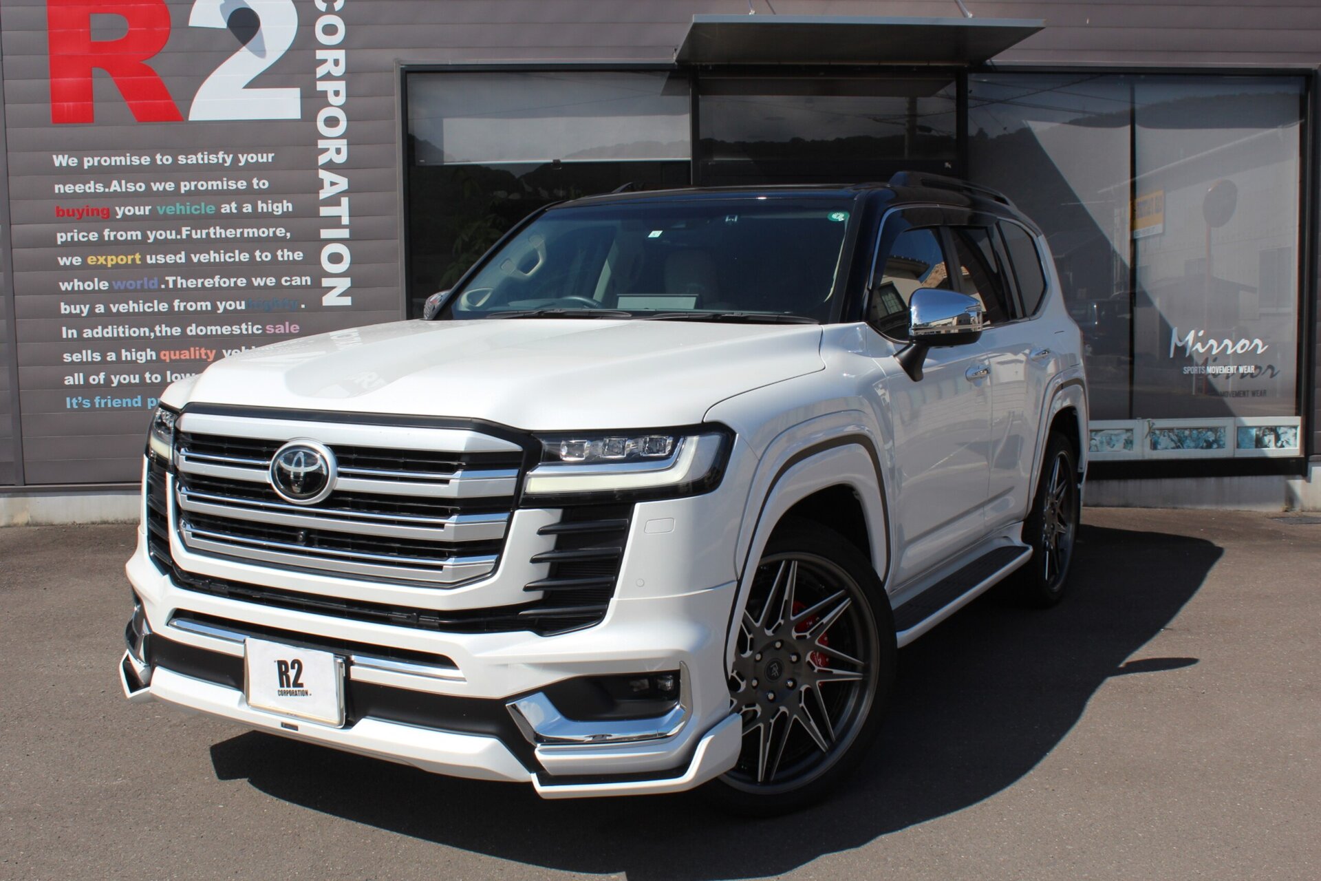 TOYOTA LAND CRUISER 300 - View 1