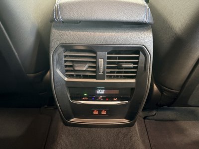 2025 BMW 3 SERIES — миниатюра 31