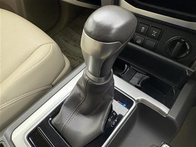 2022 Toyota LAND CRUISER PRADO — миниатюра 22