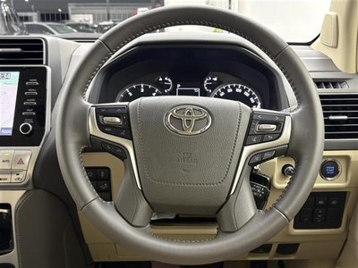 2022 Toyota LAND CRUISER PRADO — миниатюра 14