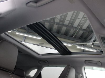 صورة مصغرة 16 لـ 2022 Lexus RX