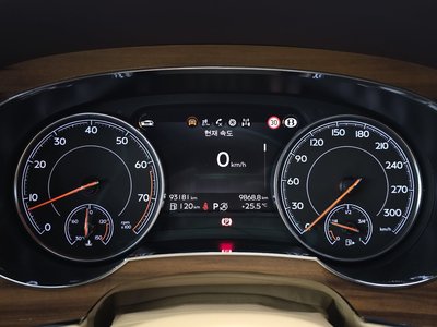 صورة مصغرة 12 لـ 2018 Bentley BENTAYGA