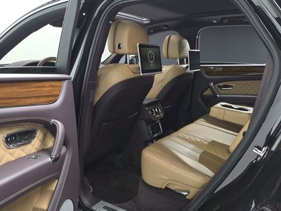 صورة مصغرة 18 لـ 2018 Bentley BENTAYGA