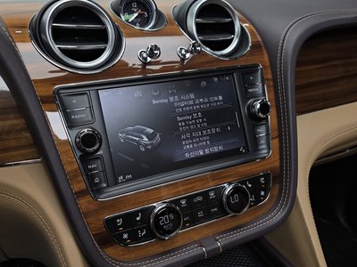 صورة مصغرة 38 لـ 2018 Bentley BENTAYGA