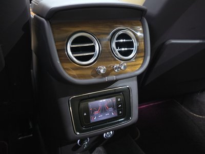 صورة مصغرة 26 لـ 2018 Bentley BENTAYGA