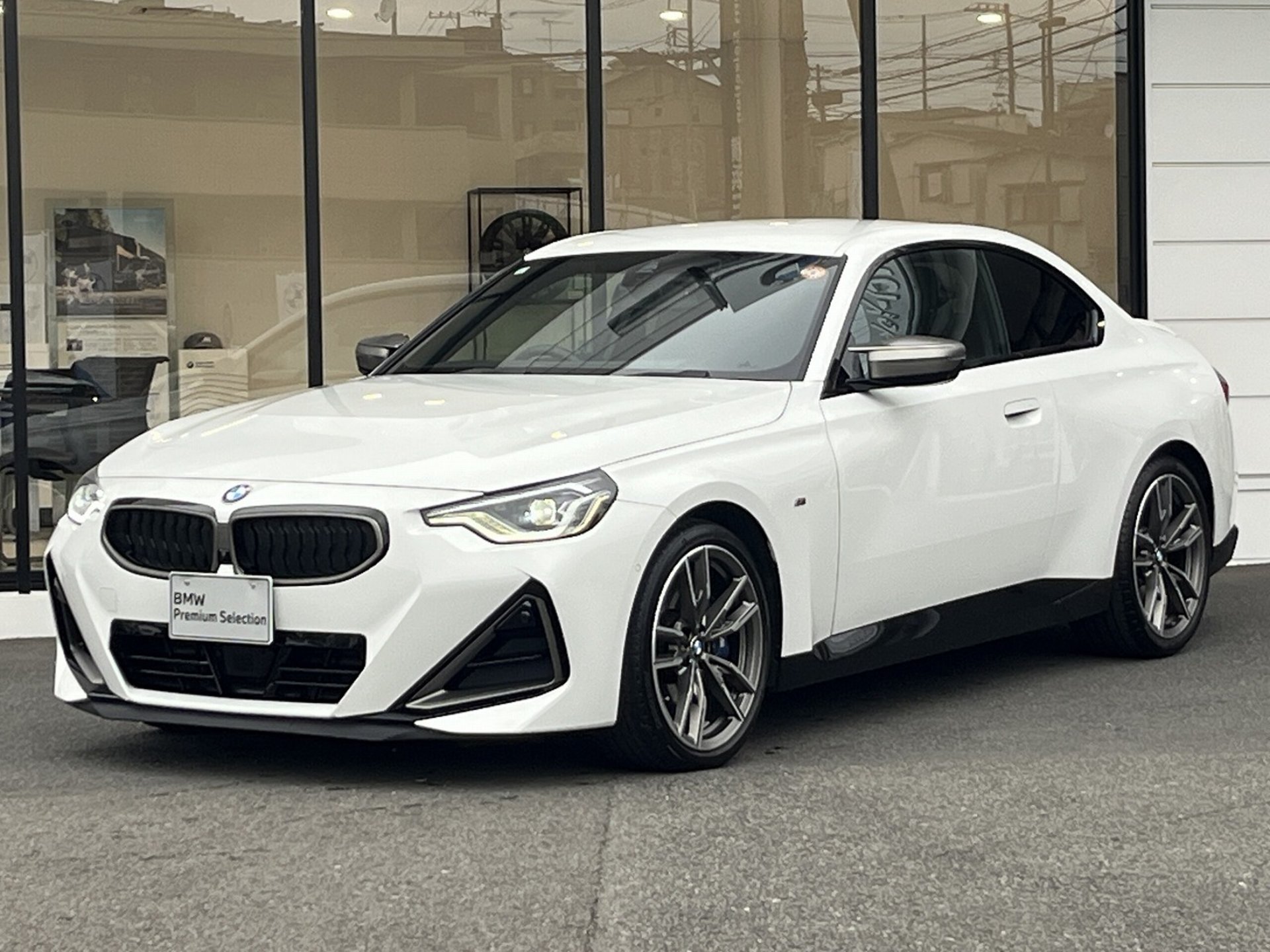 BMW 2 SERIES COUPE - View 1