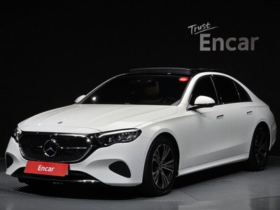 MERCEDES-BENZ E-CLASS - 1